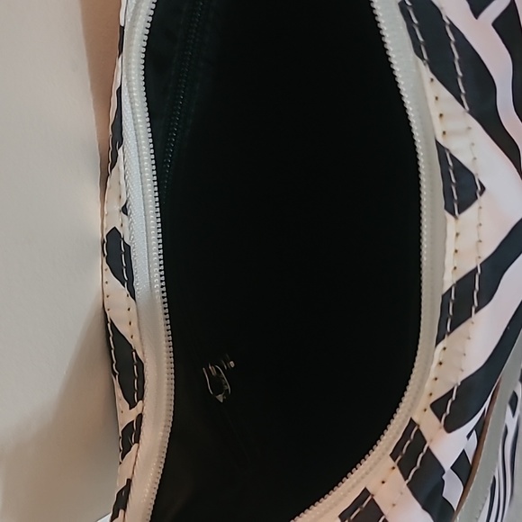 LE SPORTSAC AUTHENTIC NWT - Picture 8 of 9